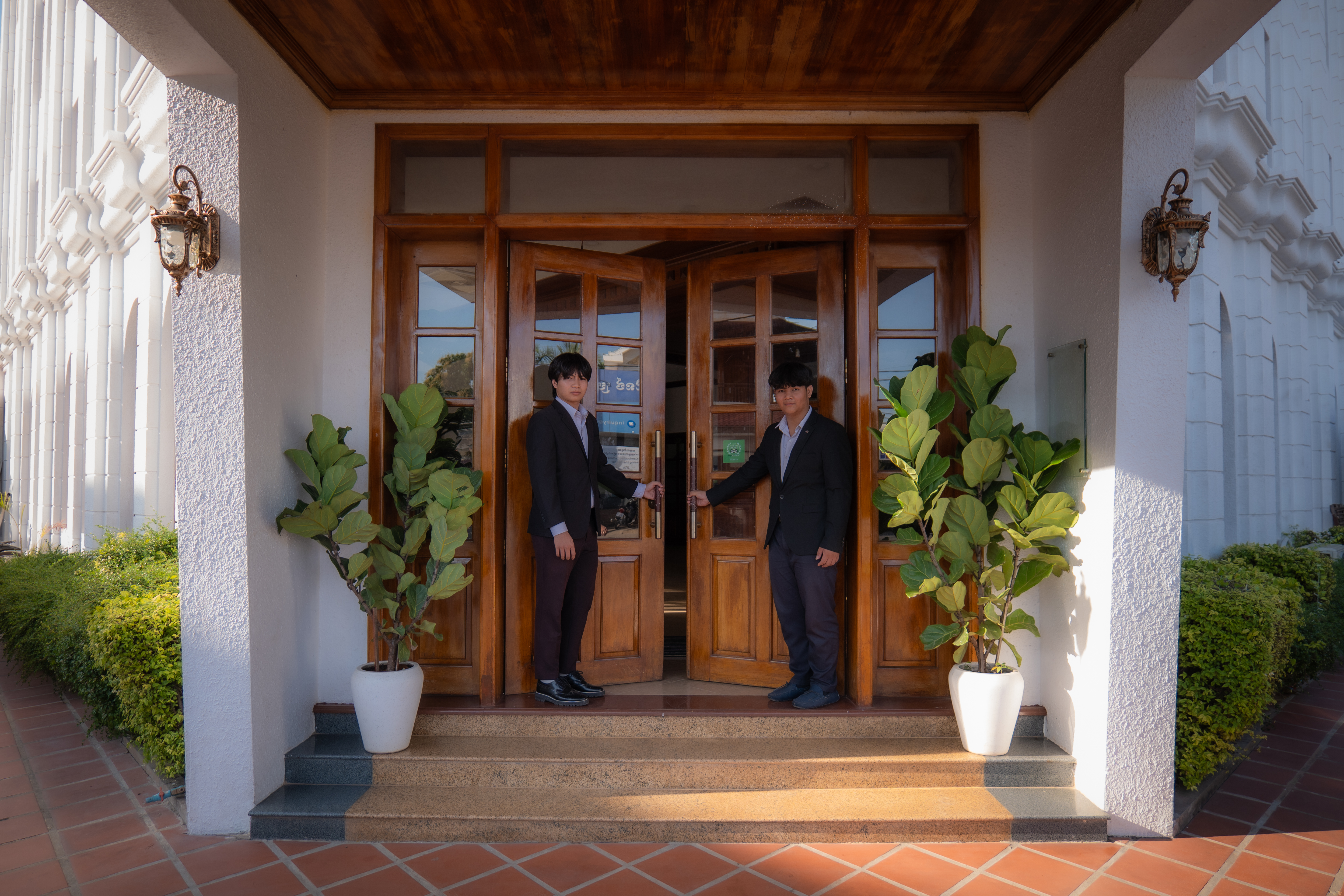 Domi Hotel staff